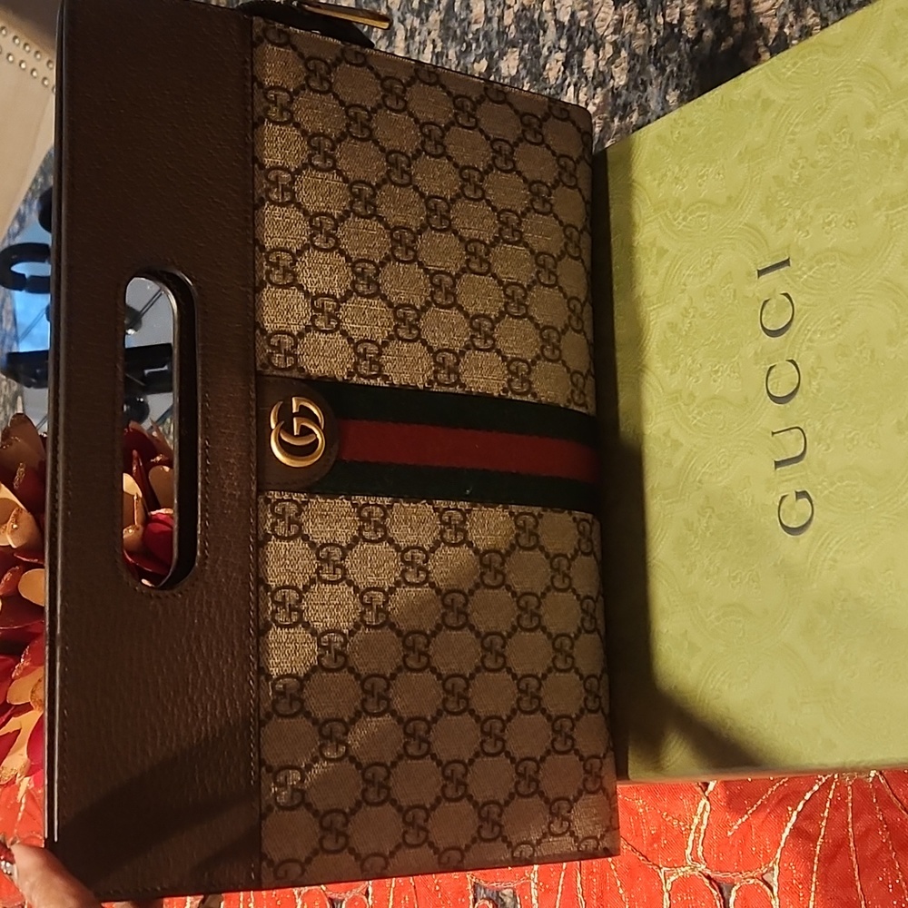 Classy Gucci Purse